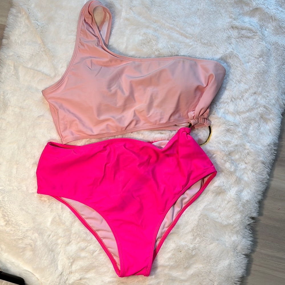 4/$20 🙈 SHEIN Pink One Shoulder One Piece Swimsuit. Great quality for SHEIN